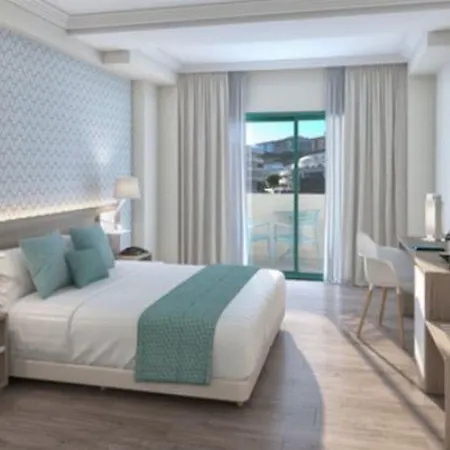 Radisson & Residences Tenerife - Adults Only ホテル