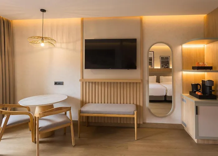 Radisson & Residences Tenerife - Adults Only Hotel 5*