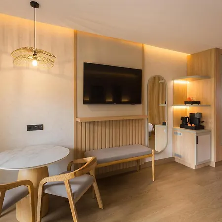 Radisson & Residences Tenerife - Adults Only 5*