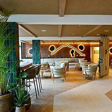 فندق Radisson & Residences Tenerife - Adults Only 5*