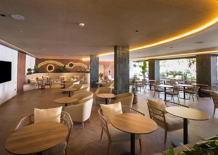 Radisson & Residences Tenerife - Adults Only מלון 5*