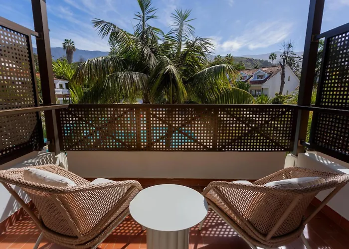 Radisson & Residences Tenerife - Adults Only Отель