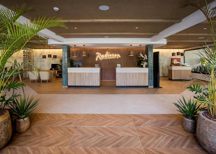 Radisson & Residences Tenerife - Adults Only מלון פוארטו דה לה קרוז