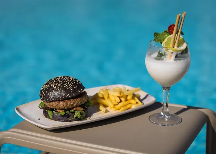Отель Radisson & Residences Tenerife - Adults Only