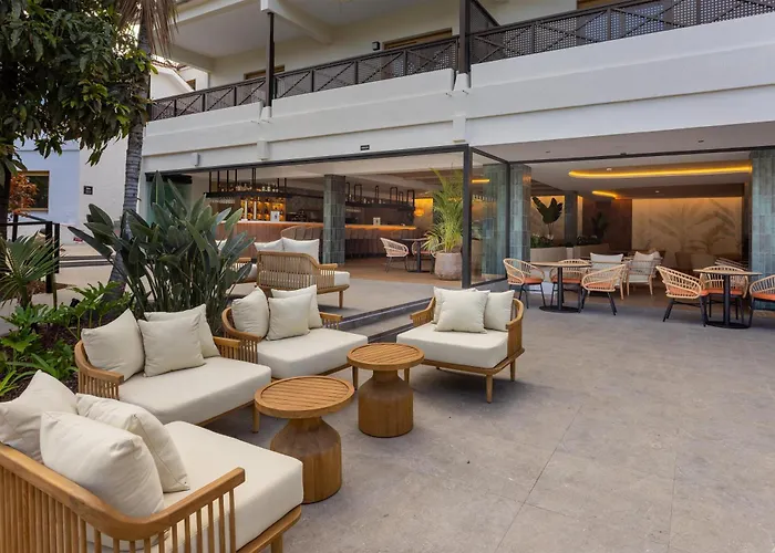 Radisson & Residences Tenerife - Adults Only
